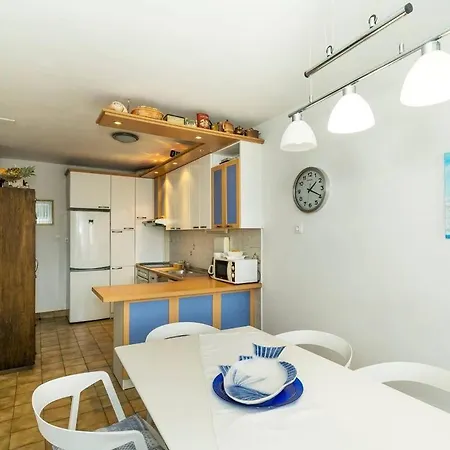 Appartamento With Sea View